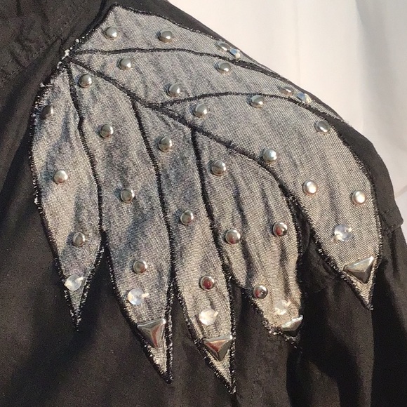 🌼Vintage 80’s🌼 First Class embellished blouse size medium - Picture 5 of 16